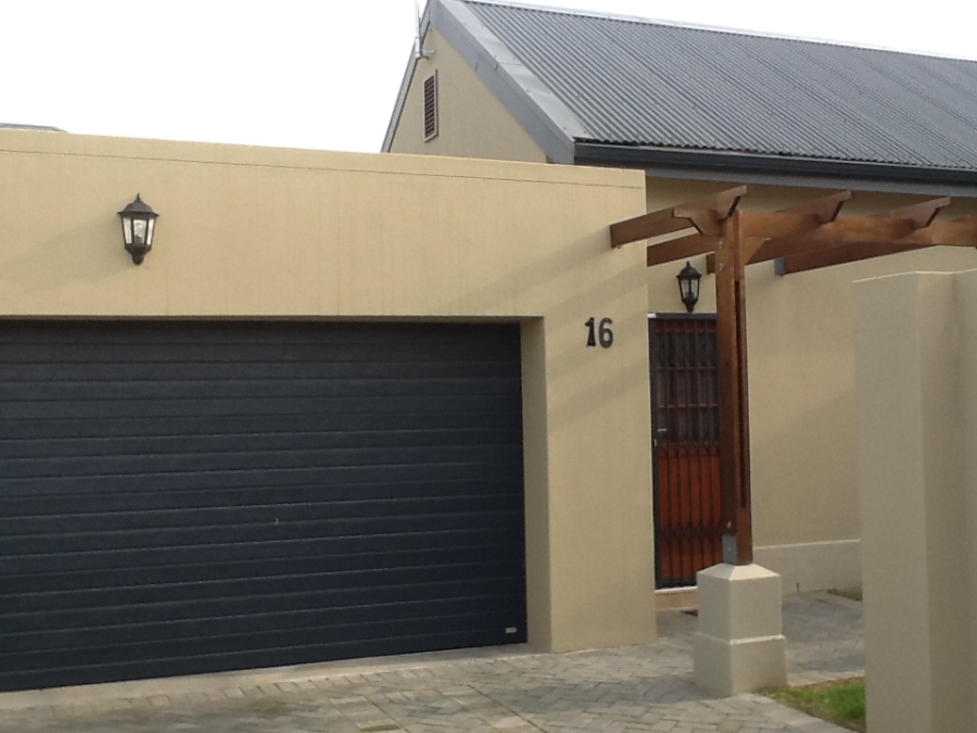 To Let 3 Bedroom Property for Rent in Buh Rein Estate Western Cape